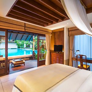 Pool Access Suite King